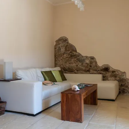 Il Casale Onifai- Piano Terra Apartment *