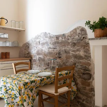 Appartamento Il Casale Onifai- Piano Terra *