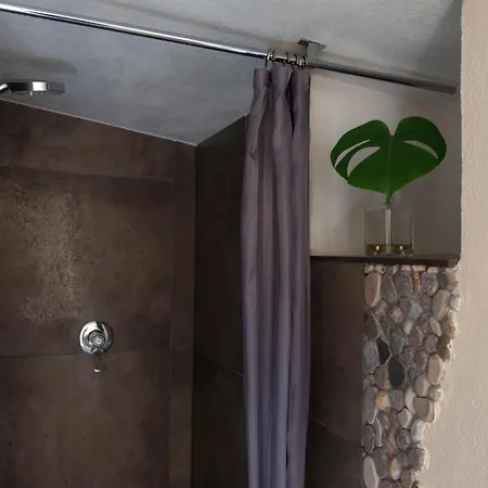 Il Casale Onifai- Piano Terra Apartment