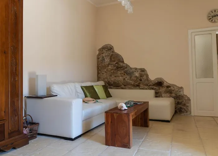 Il Casale Onifai- Piano Terra Apartment *
